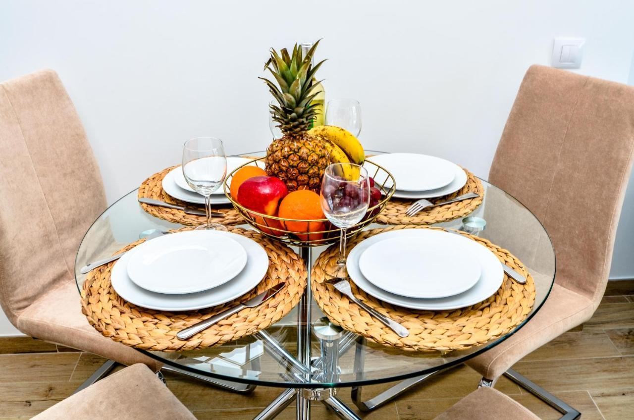 1 Bedroom Apartment Sea View In Center Of Marbella! Luaran gambar